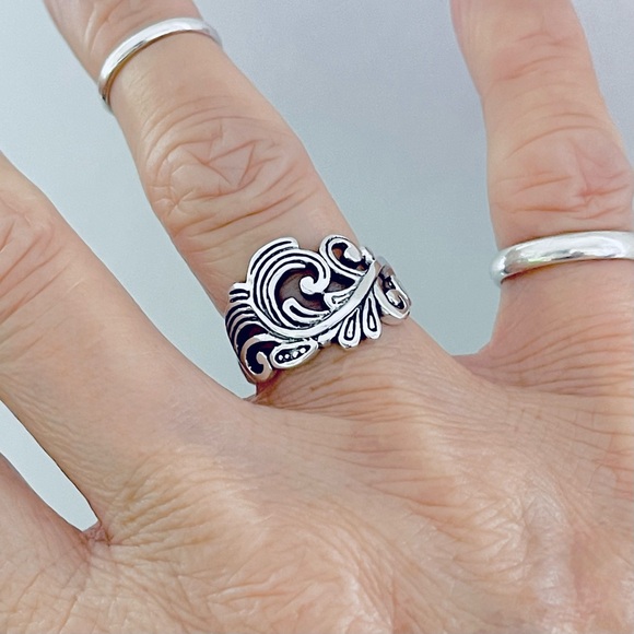 Sterling Silver Swirly Leaf Ring, Statement Ring, Tree Rings, Swirl Tree Leaves - Picture 4 of 14